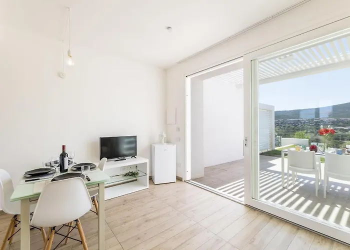 アパート Capo Falcone Charming Apartment-2 By Interhome スティンティーノ